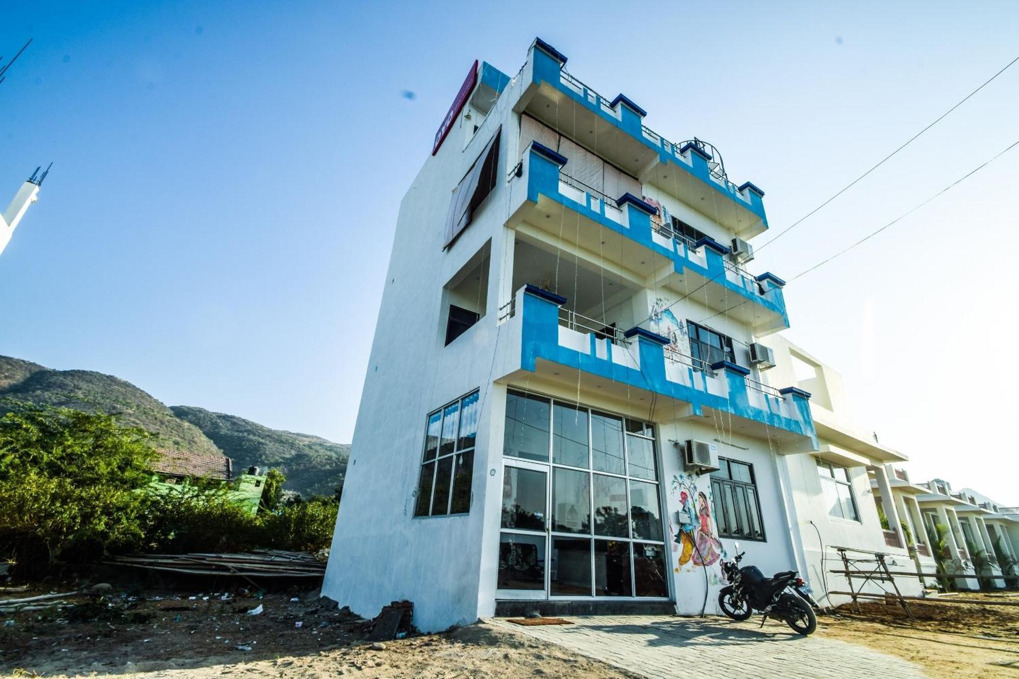 OYO 10682 Hotel Blue Lotus Pushkar Buitenkant foto