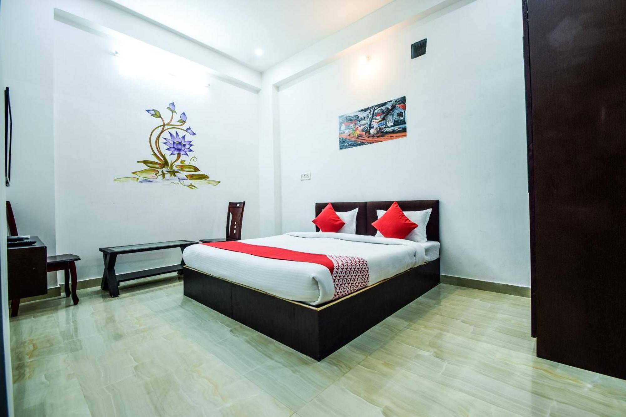 OYO 10682 Hotel Blue Lotus Pushkar Buitenkant foto